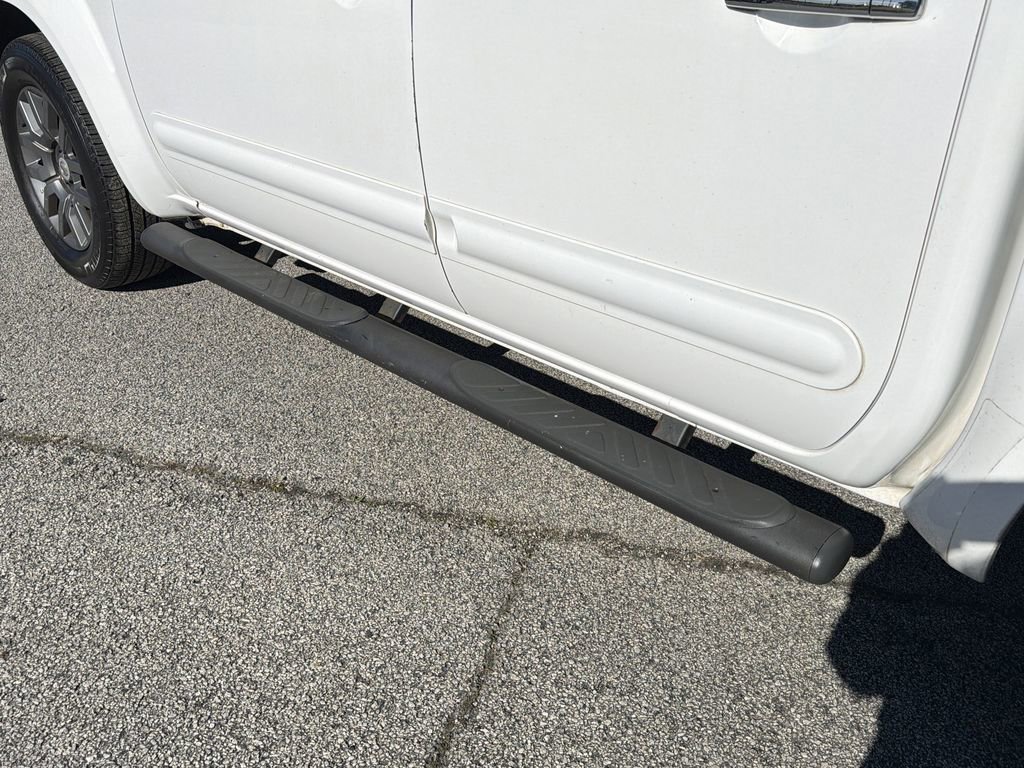 2011 Nissan Frontier SL