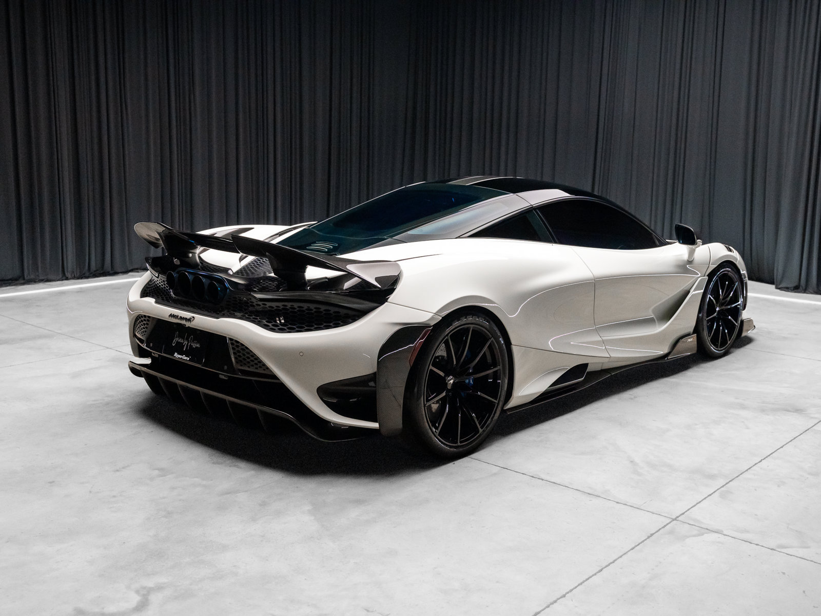 Used 2021 McLaren 765LT photo 42