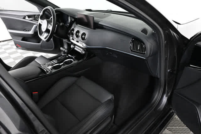 2023 Kia Stinger GT-Line