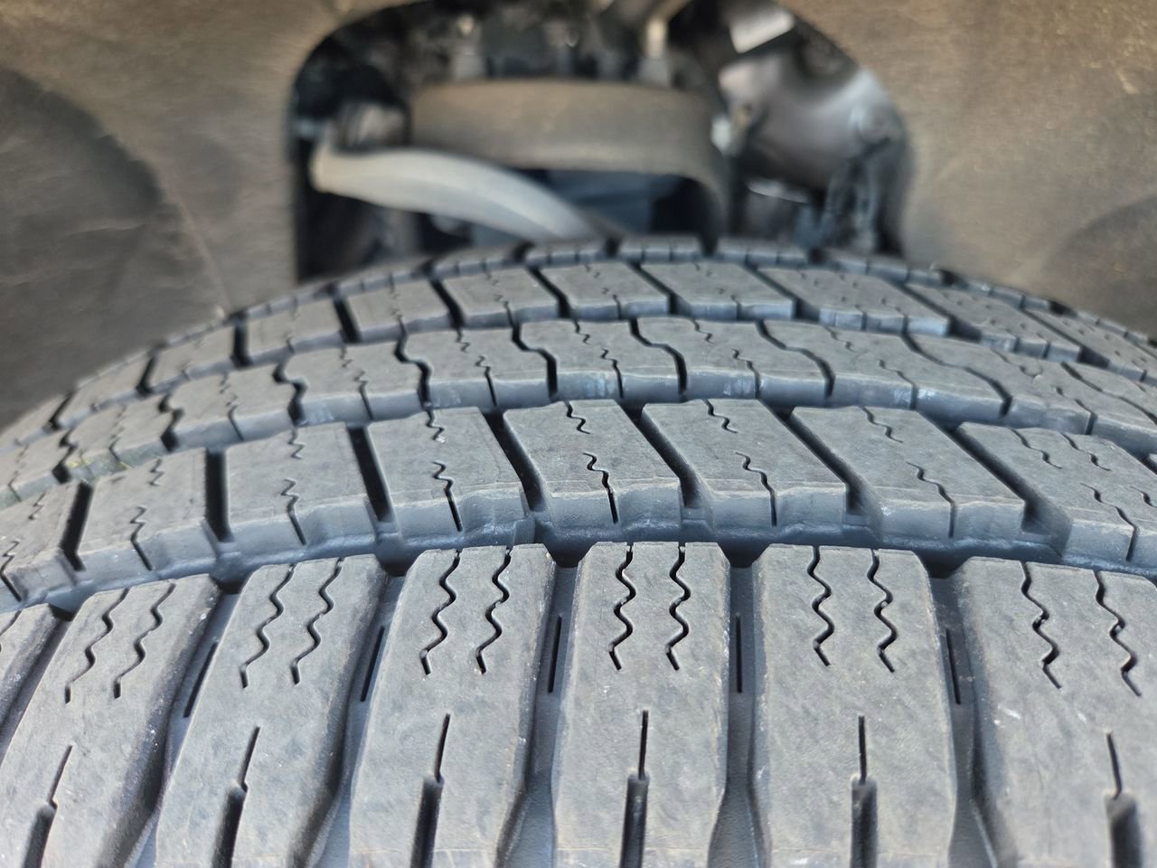 2023 GMC Yukon XL SLE