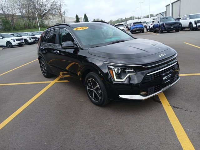Certified 2023 Kia Niro SX