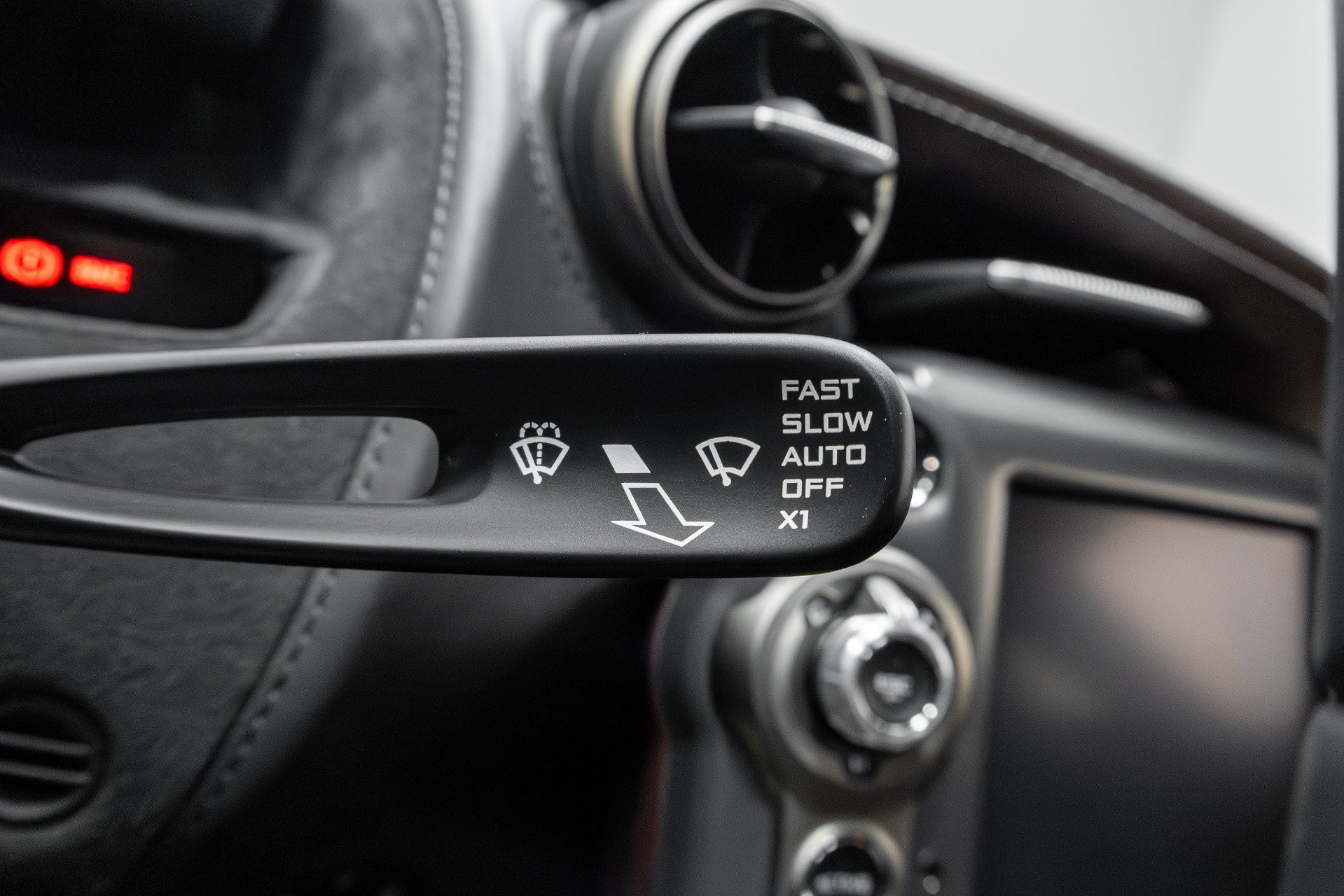 Used 2018 McLaren 720S Performance photo 58