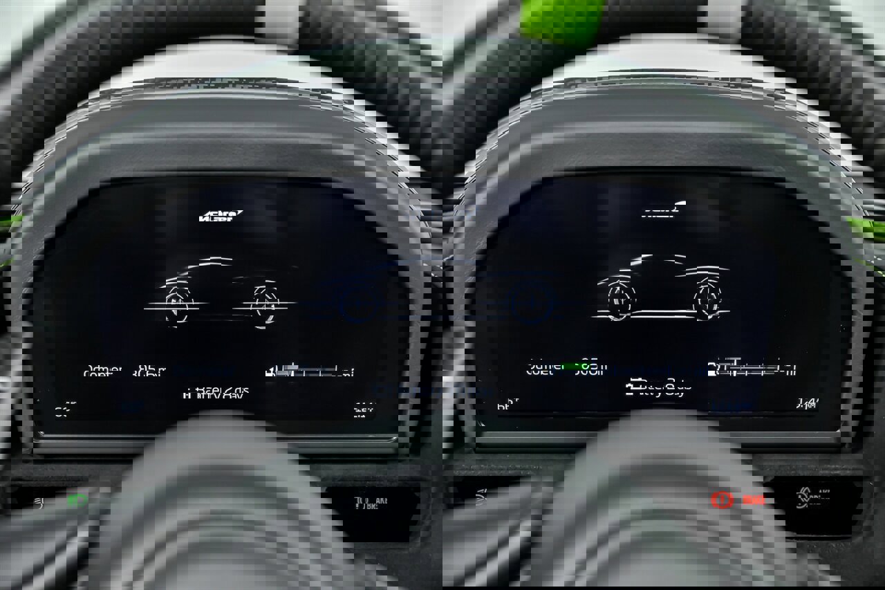 Used 2022 McLaren 765LT photo 26