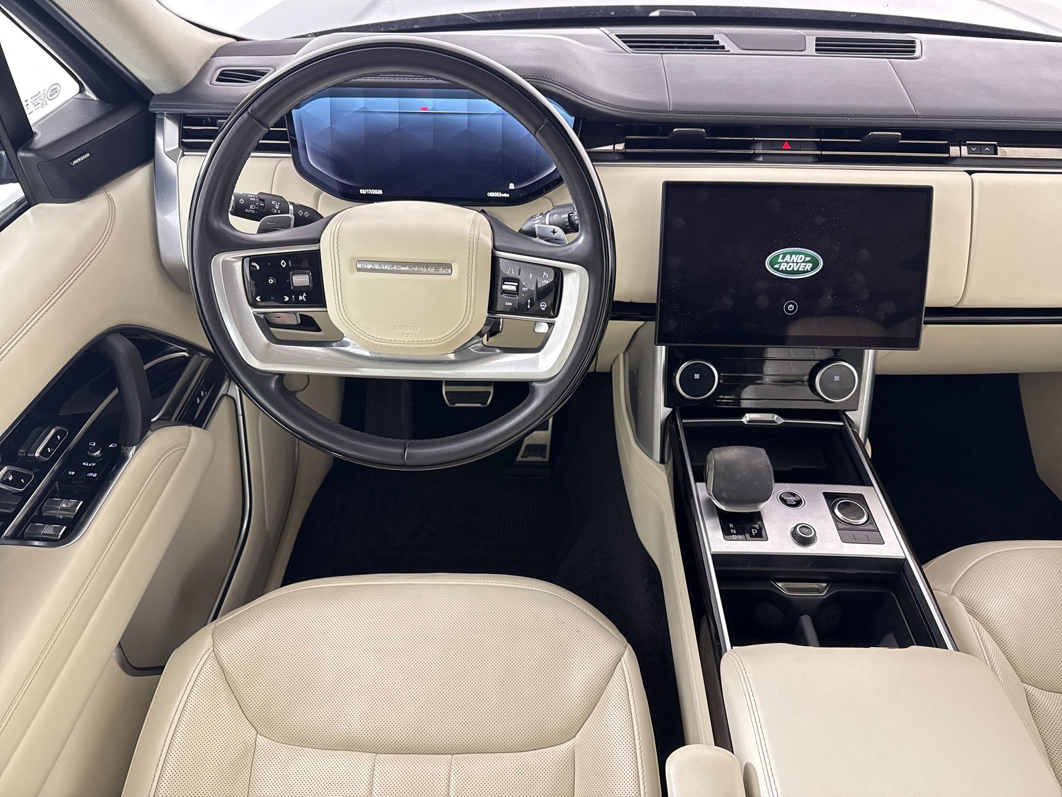 2023 Land Rover Range Rover SE