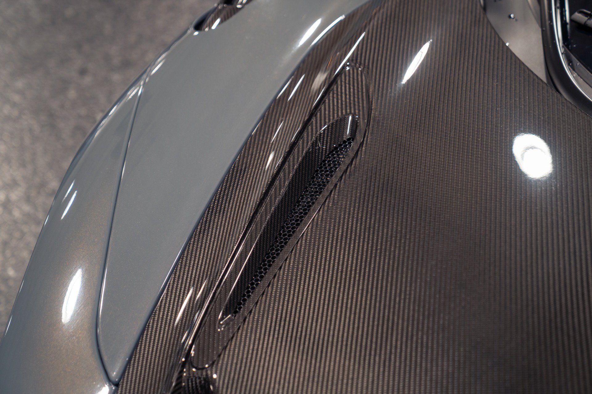 Used 2021 McLaren 765LT photo 15