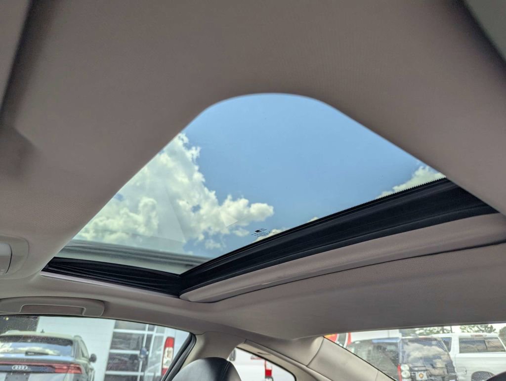 2014 INFINITI Q60 Journey