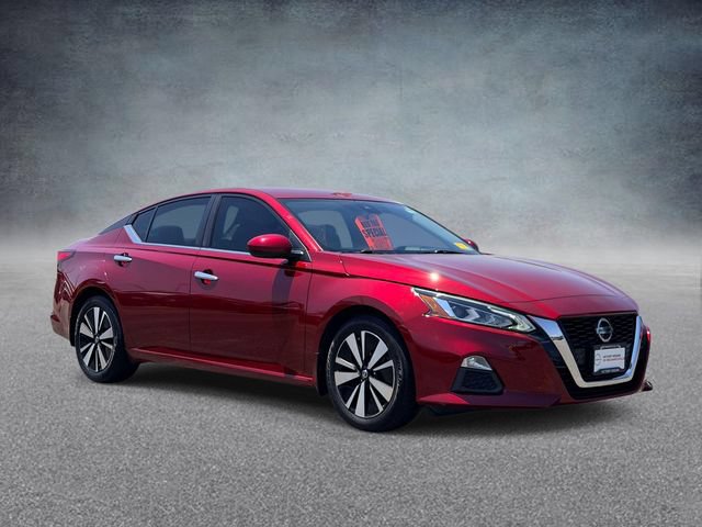 Used 2022 Nissan Altima 2.5 SV