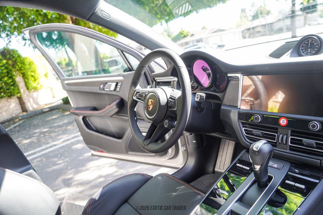 2025 Porsche Macan GTS