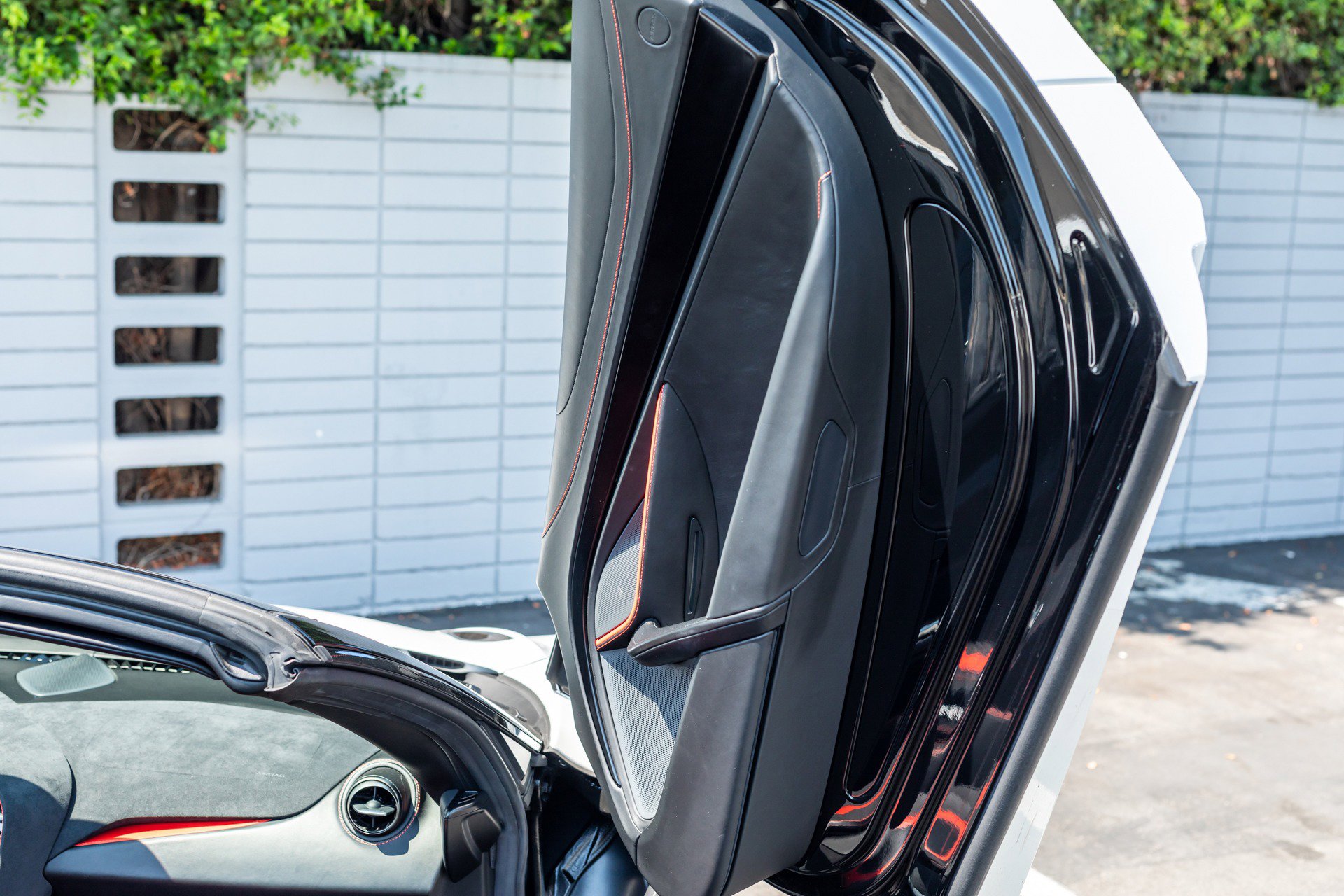 Used 2020 McLaren 720S Performance photo 47