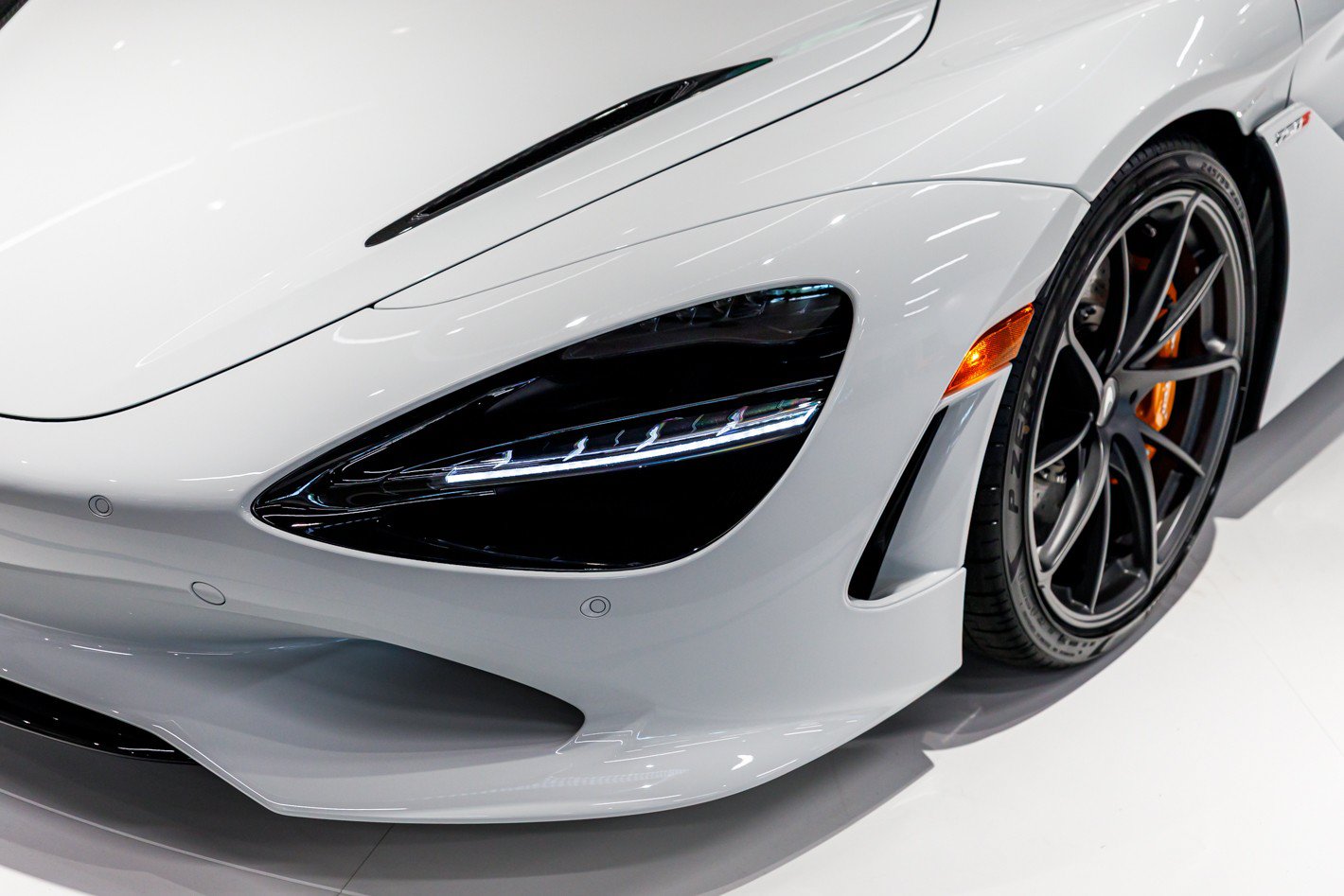 New 2027 McLaren 750S Spider photo 12
