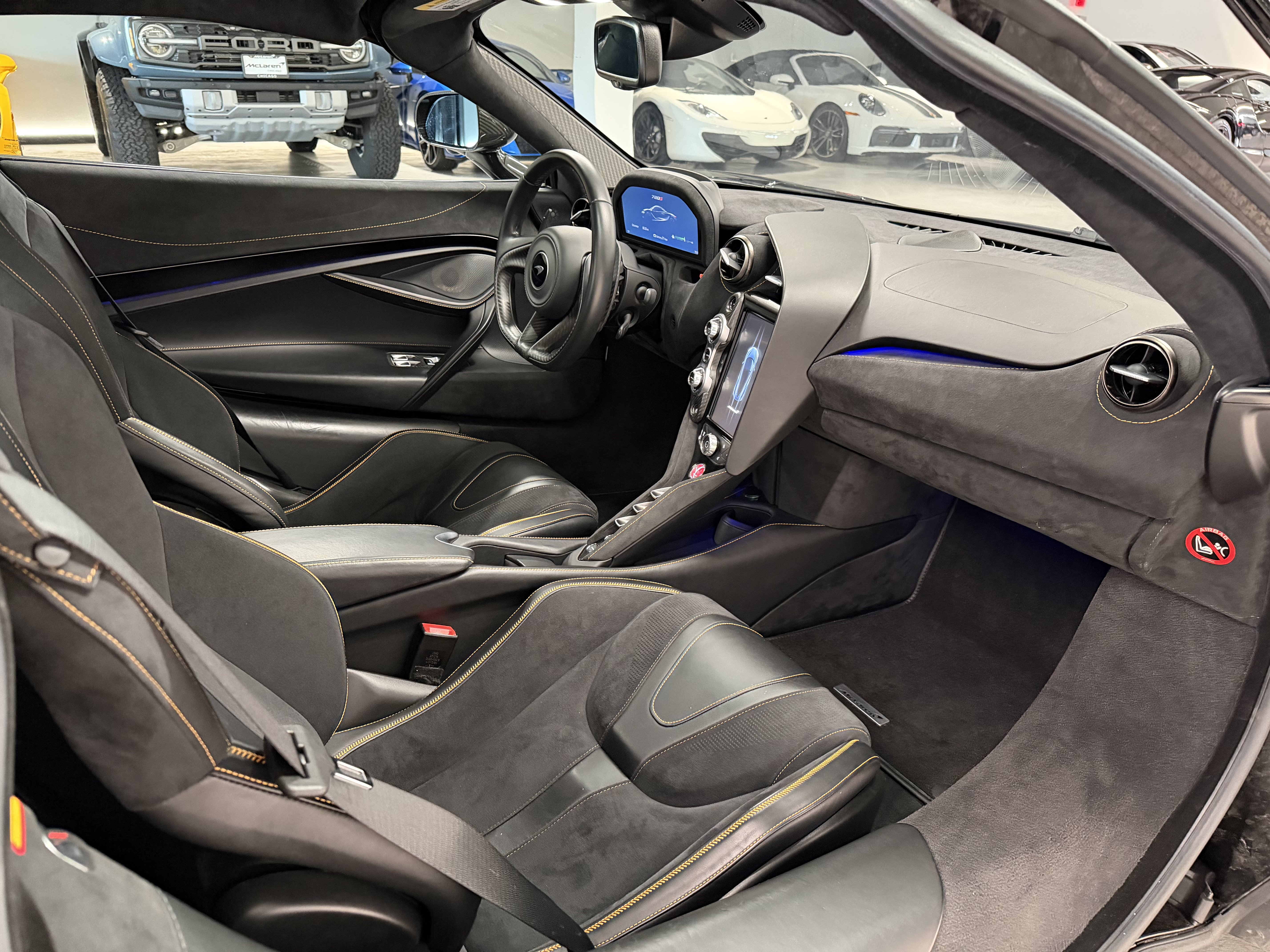Used 2020 McLaren 720S Performance photo 17