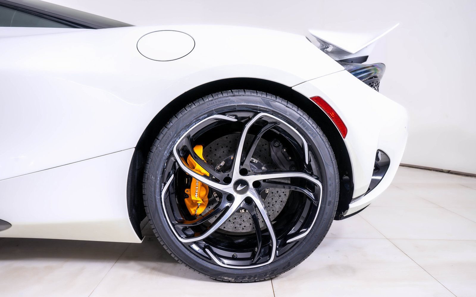 Used 2025 McLaren 750S photo 13