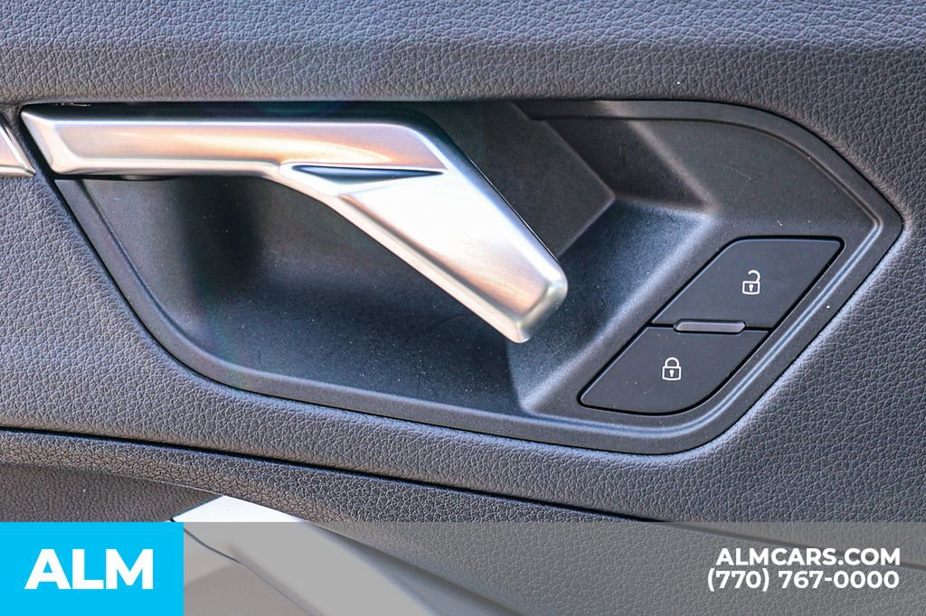 2025 Audi Q3 2.0T Premium