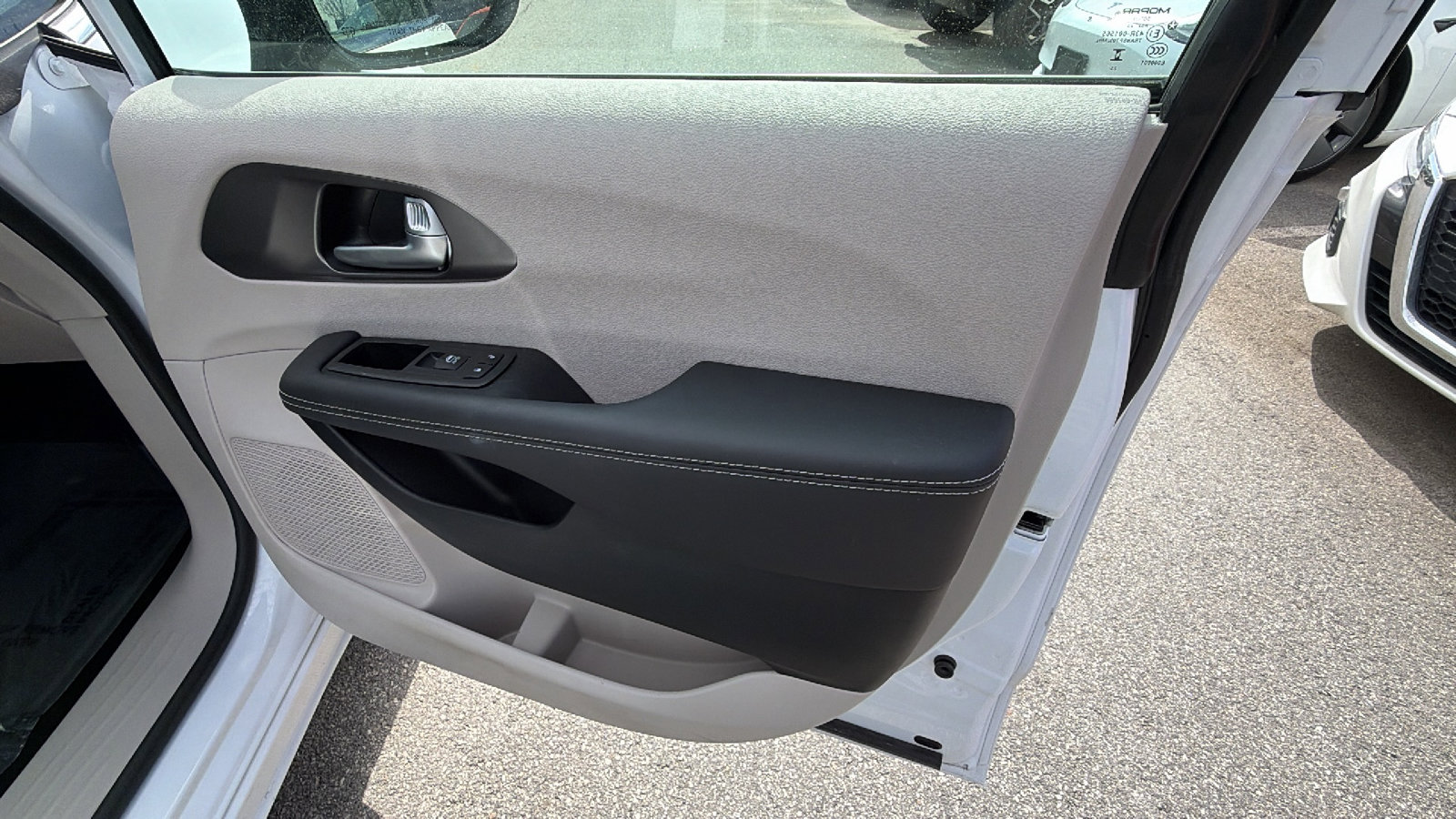 2024 Chrysler Pacifica Touring-L