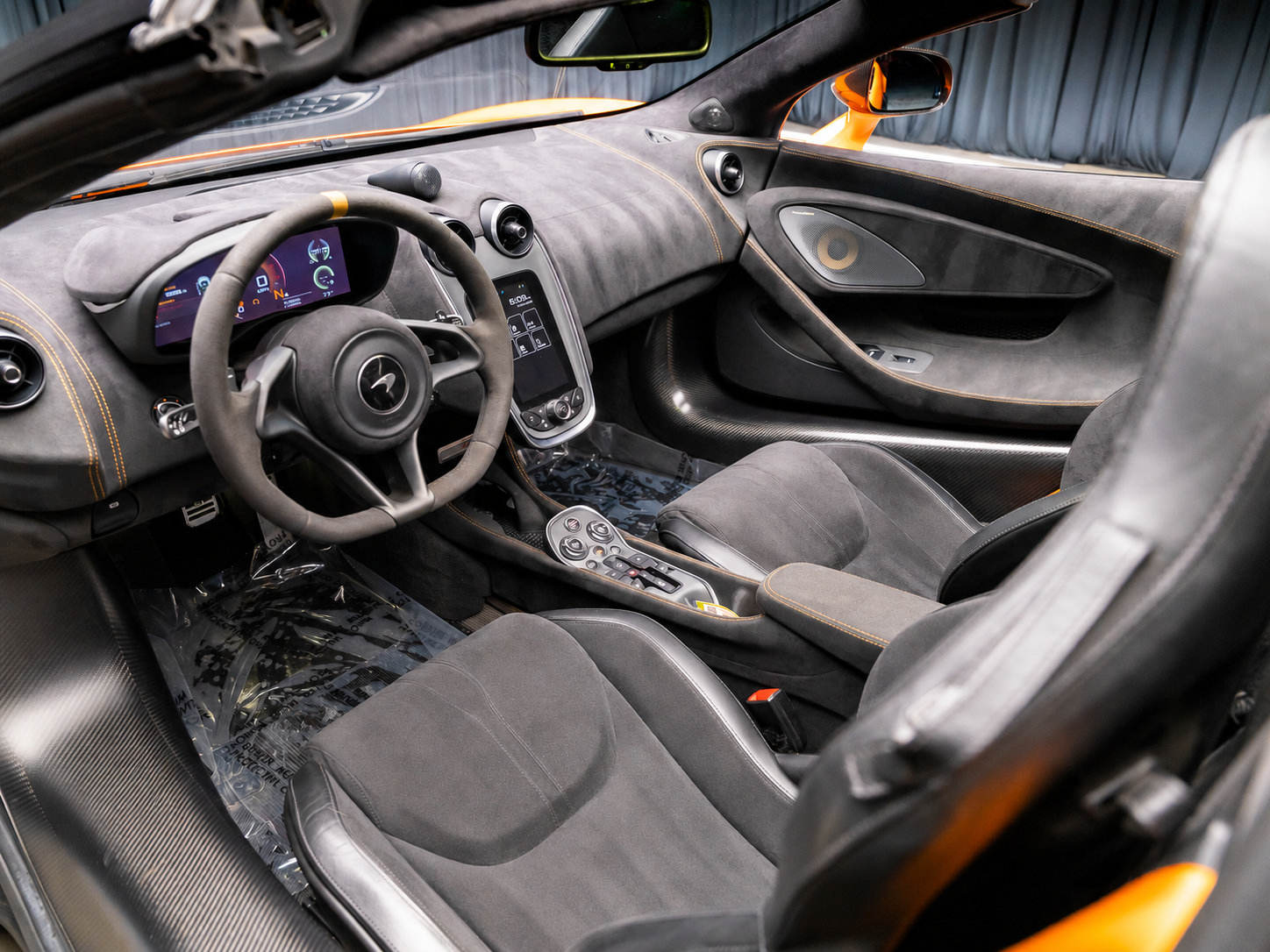 Used 2020 McLaren 600LT Spider photo 44