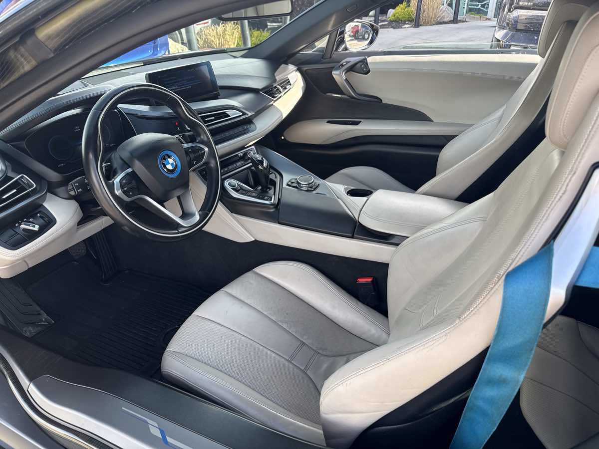 2015 BMW i8
