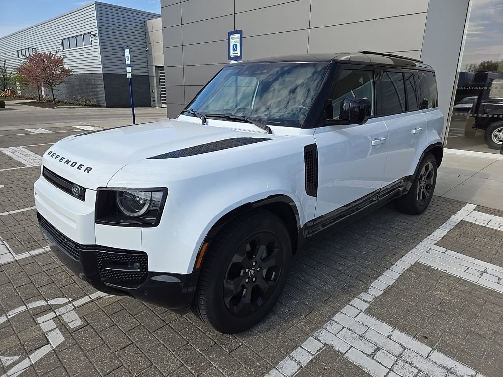 2023 Land Rover Defender 110 X-Dynamic SE