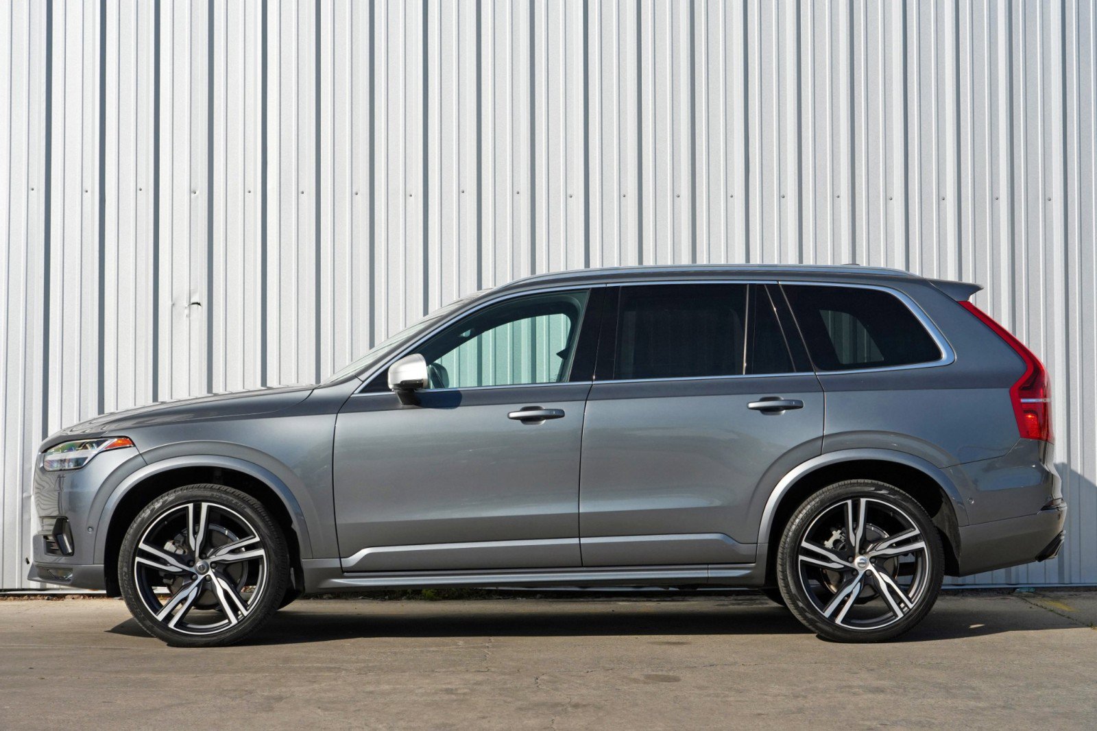 2019 Volvo Xc90 T6 R-Design