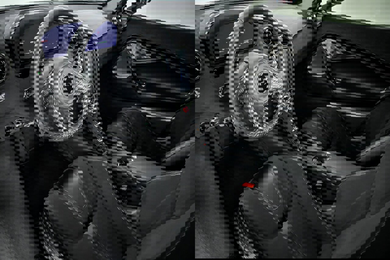 Used 2019 McLaren 720S photo 21