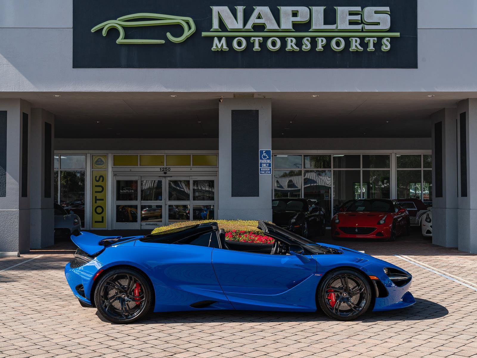 Used 2024 McLaren 750S Spider photo 37