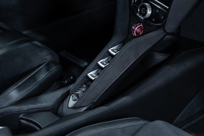 Used 2018 McLaren 720S Performance photo 48