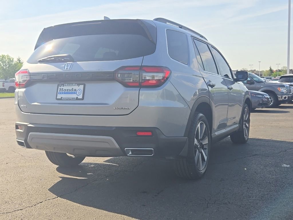 2024 Honda Pilot Touring