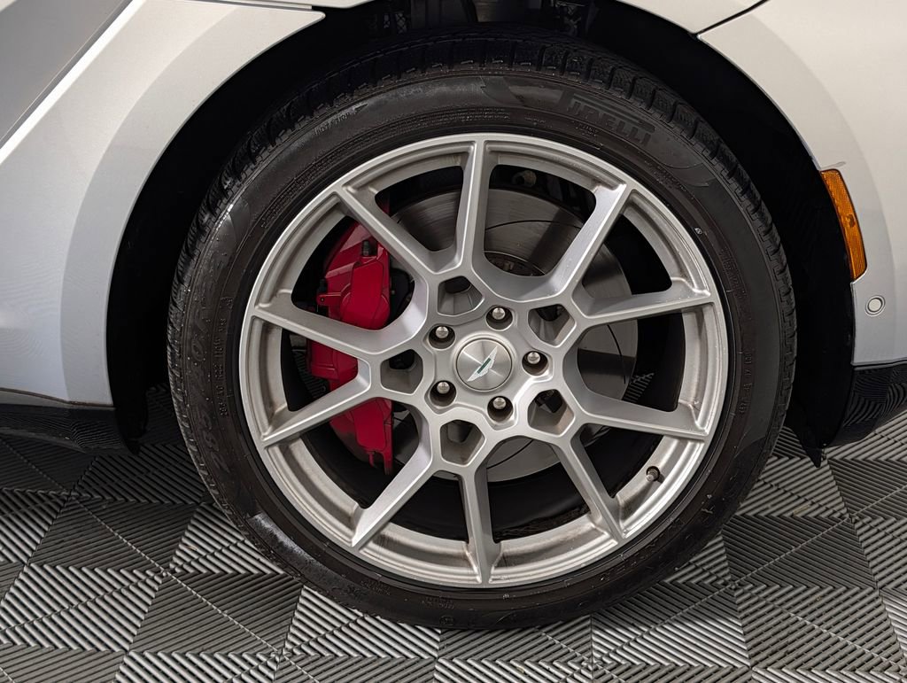 2021 Aston Martin DBX