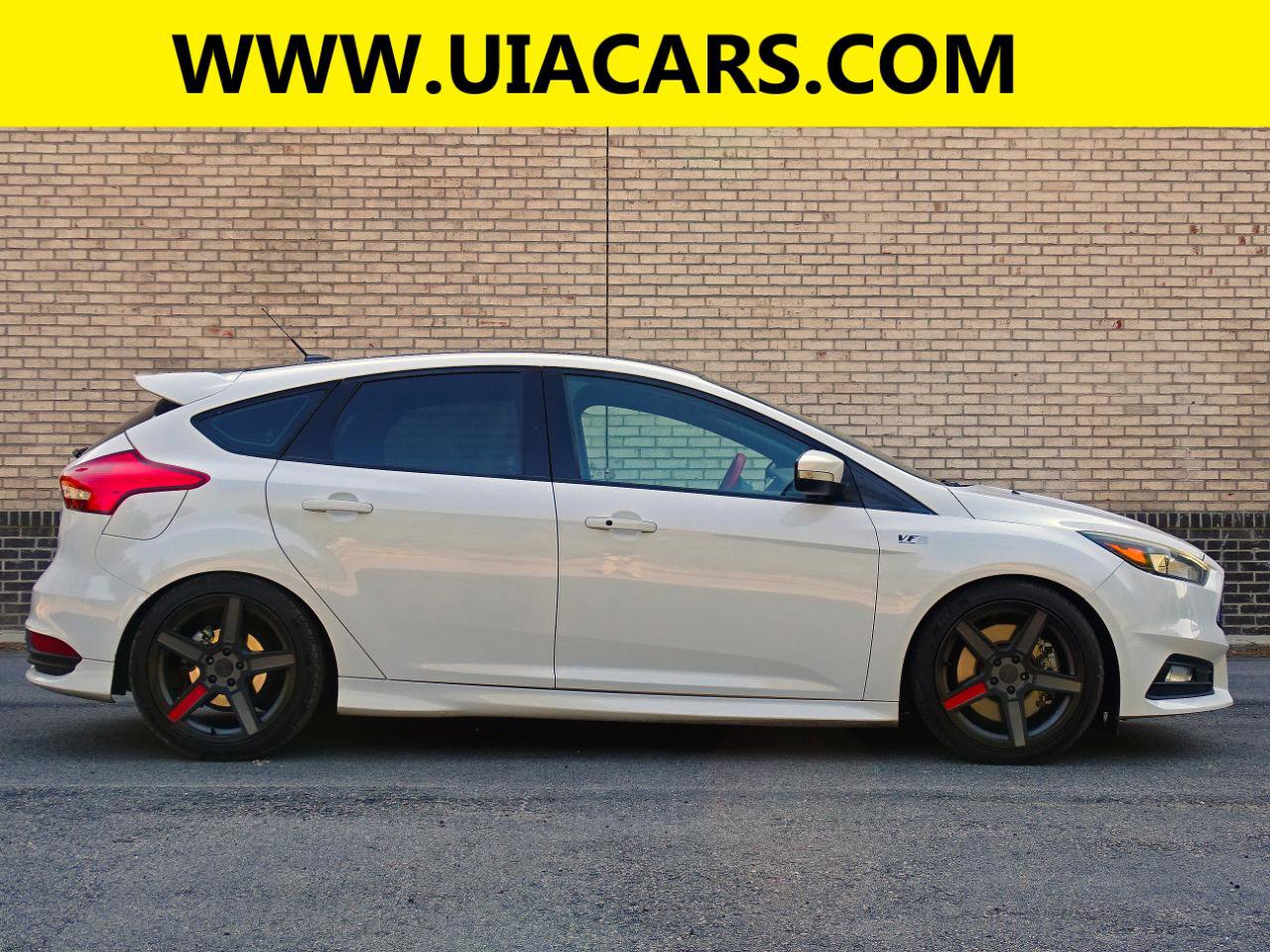 2017 Ford Focus ST