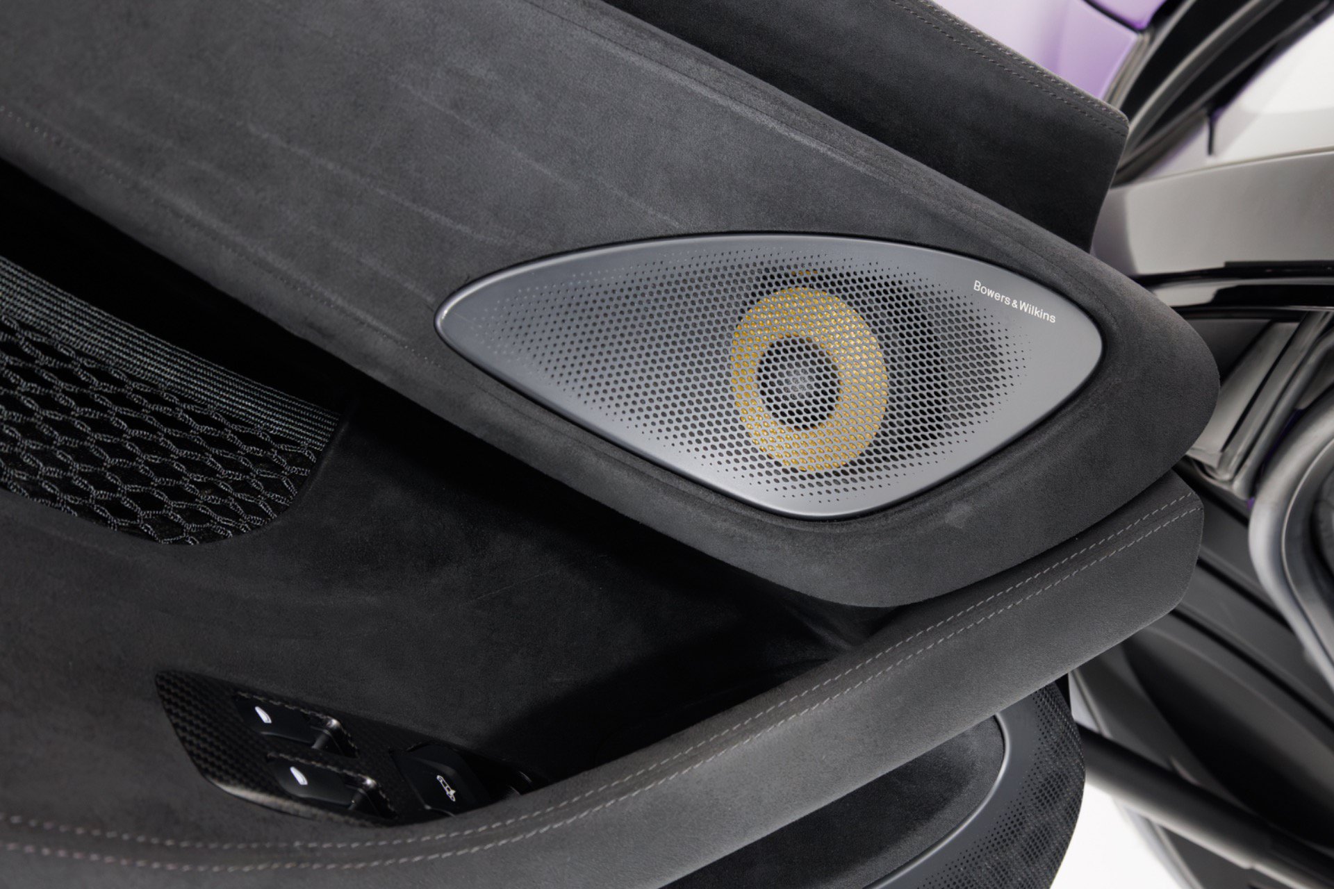 Used 2020 McLaren 600LT Spider photo 33