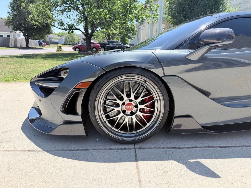 Used 2019 McLaren 720S photo 6
