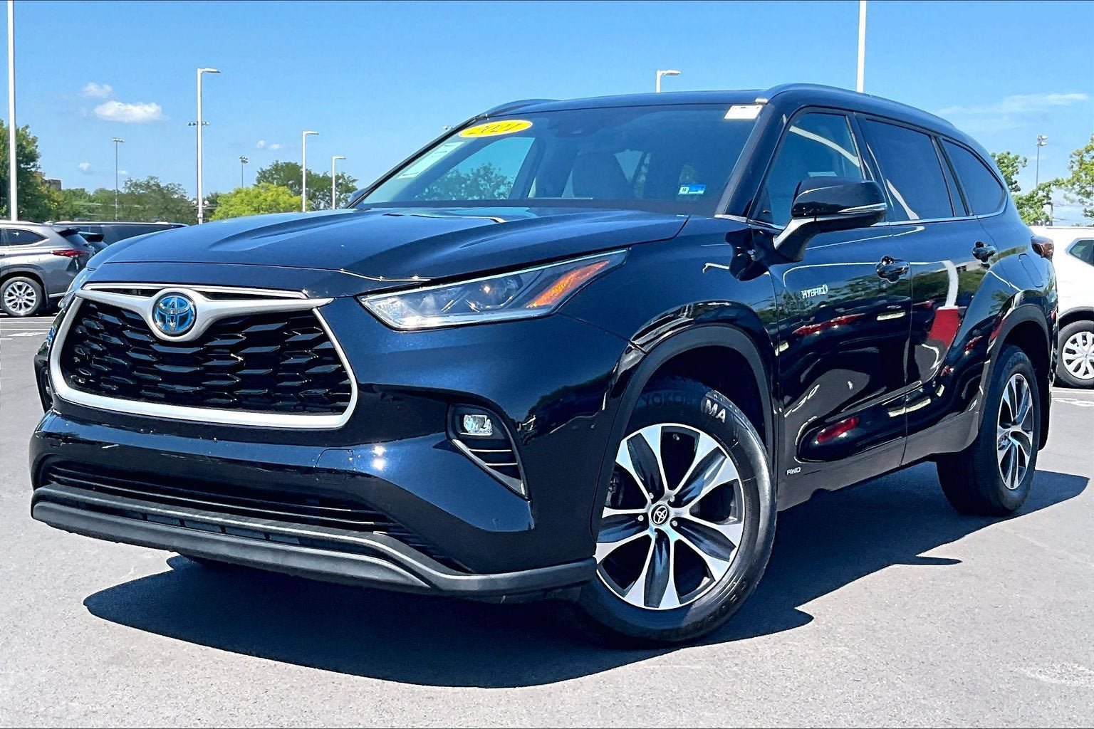 Used 2021 Toyota Highlander XLE