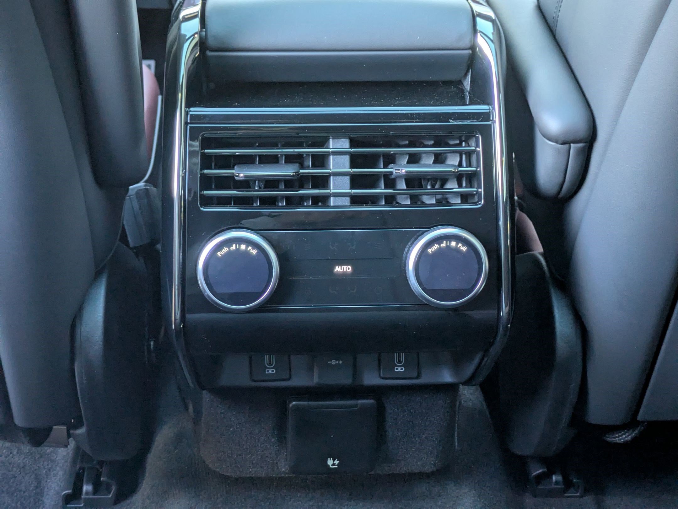 2026 Land Rover Range Rover Sport Dynamic SE