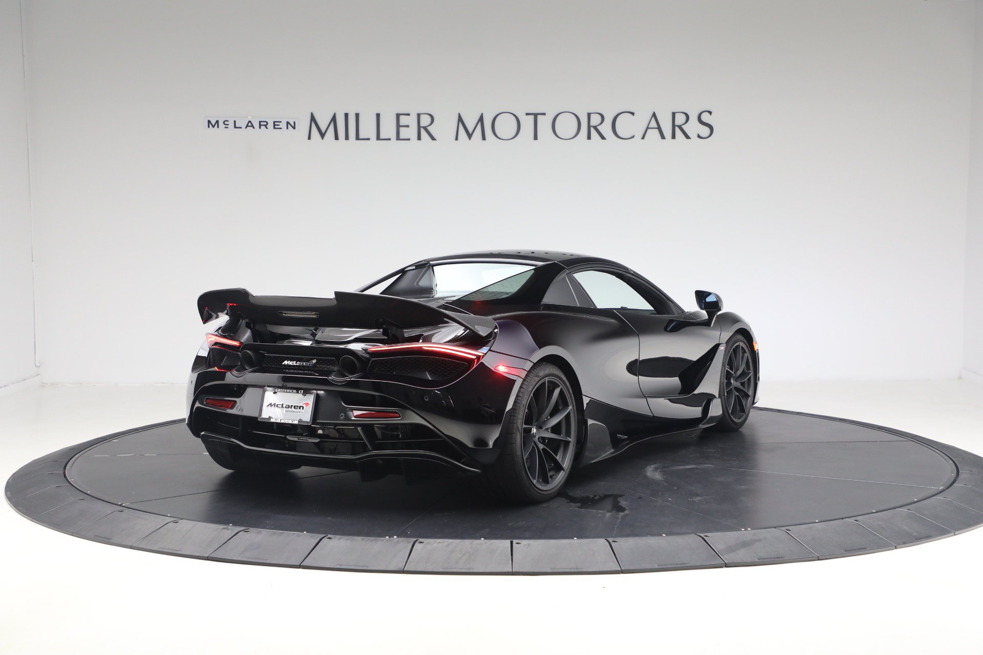 Used 2020 McLaren 720S Performance photo 19