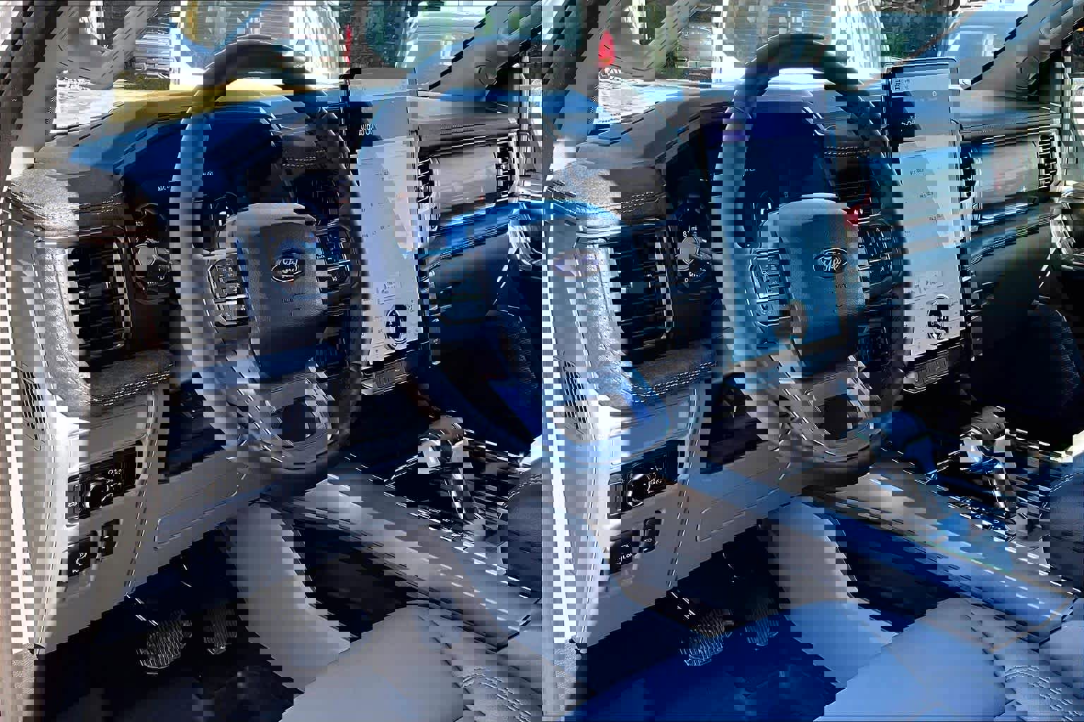 2025 Ford F150 Lightning Flash