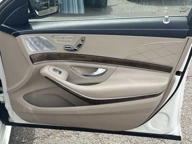2016 Mercedes-Benz S 550 Sedan