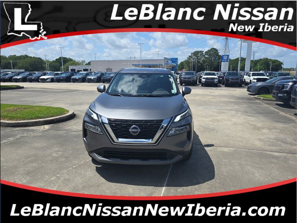 Used 2023 Nissan Rogue SV