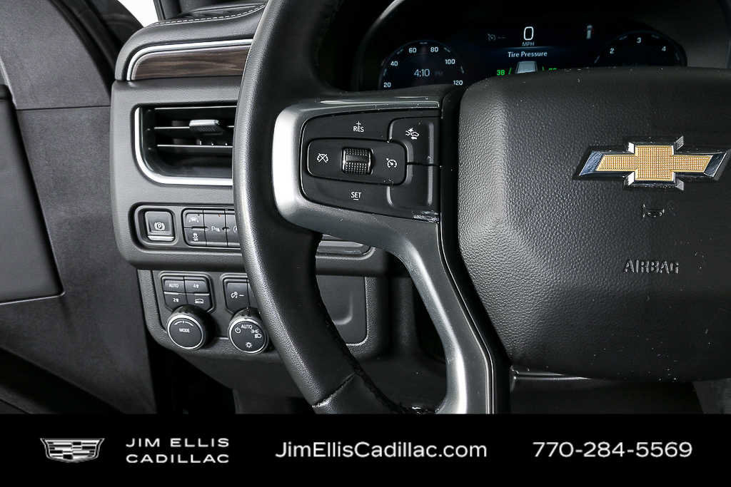 2025 Chevrolet Suburban LT