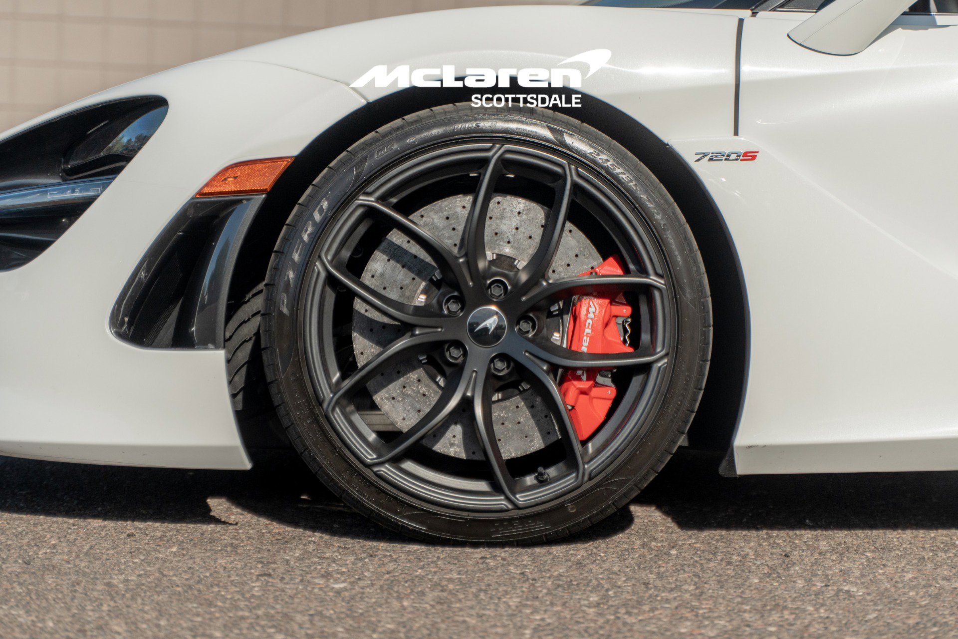 Used 2022 McLaren 720S Performance photo 29