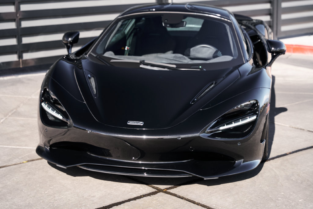 Used 2025 McLaren 750S photo 6