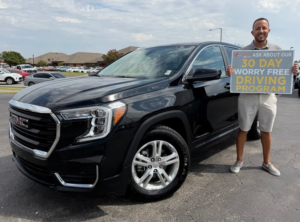 Used 2024 GMC Terrain SLE