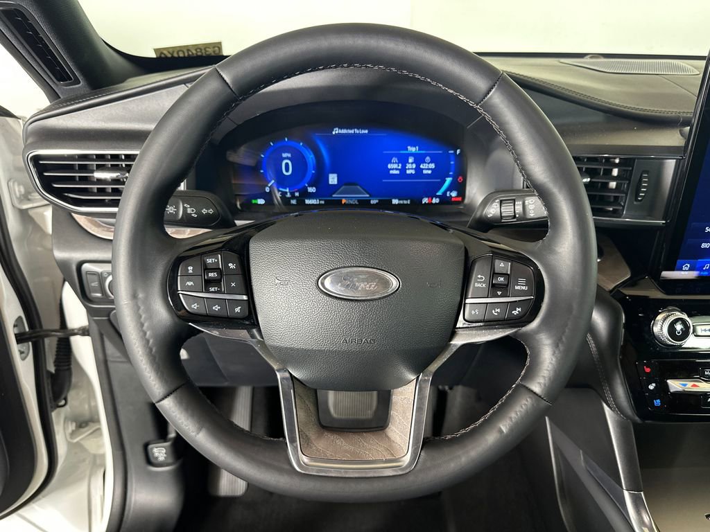 2022 Ford Explorer Platinum