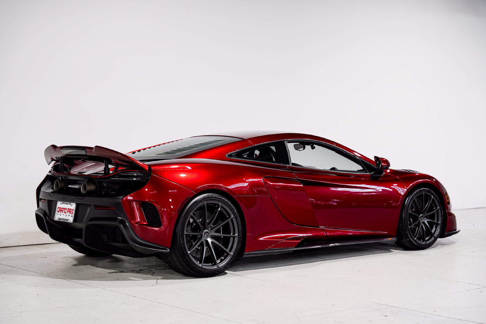 Used 2016 McLaren 675LT Coupe 4