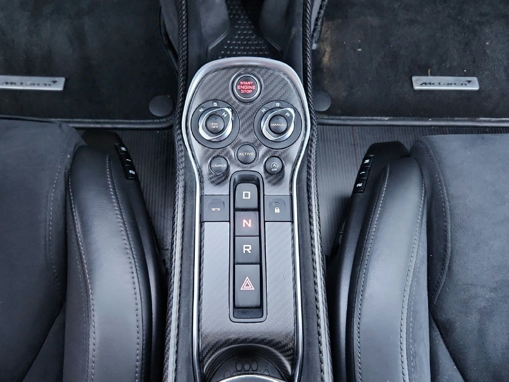 Used 2019 McLaren 600LT photo 31