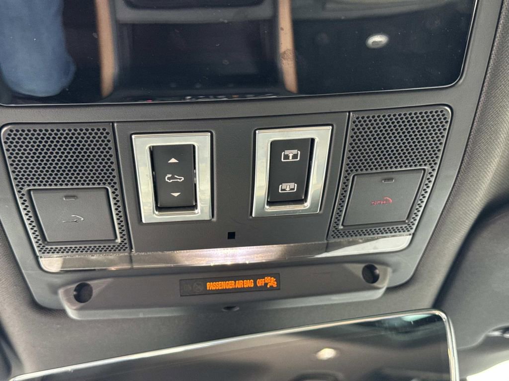 2023 Land Rover Defender 110 X