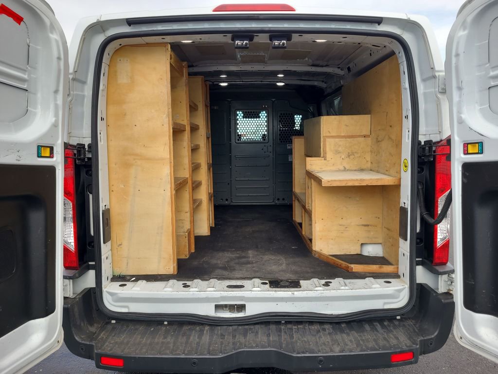 2018 Ford Transit 250 130" Low Roof