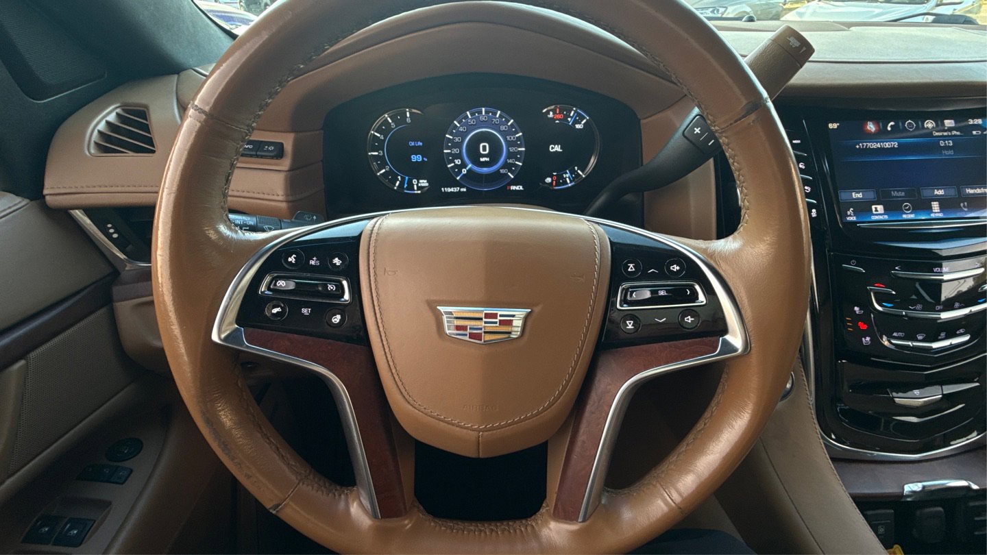 2017 Cadillac Escalade Platinum