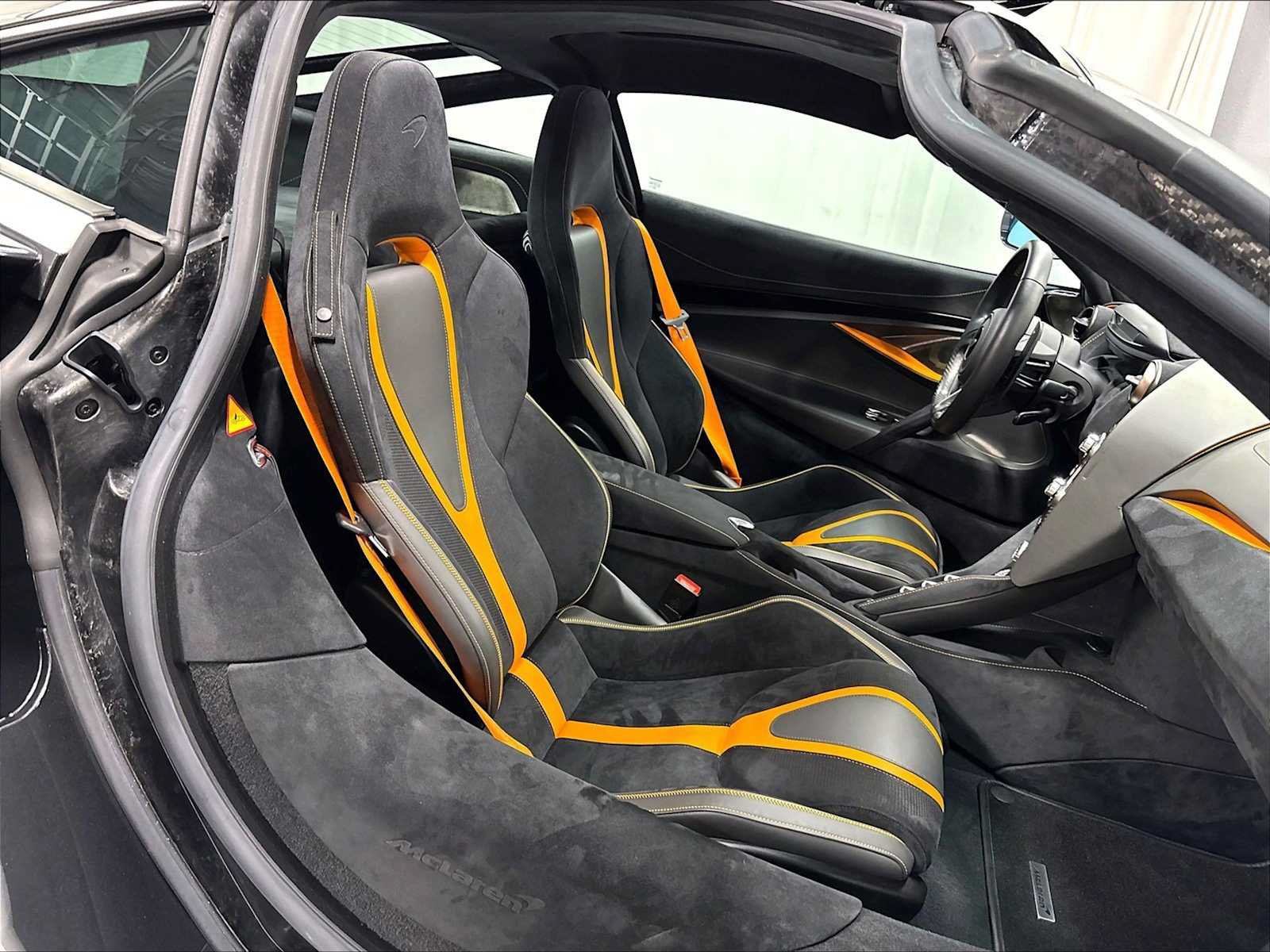 Used 2019 McLaren 720S photo 28