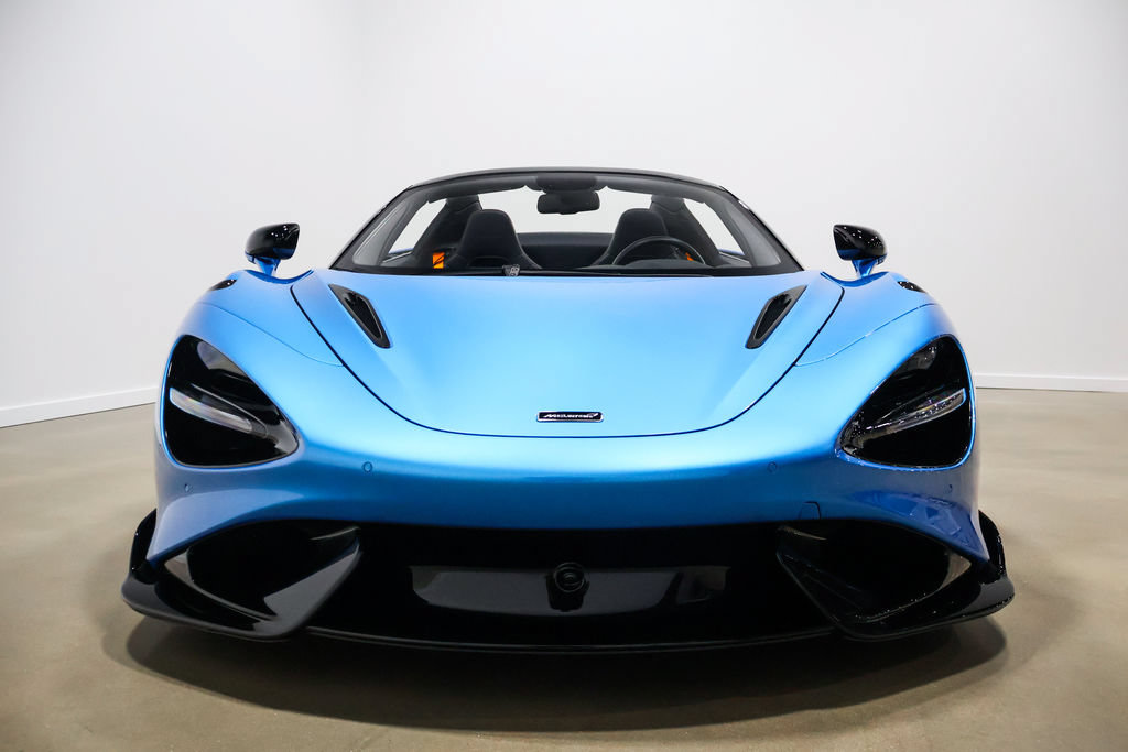 Used 2022 McLaren 765LT photo 31