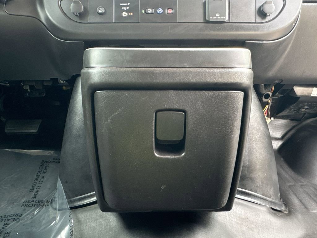 2024 GMC Savana 2500