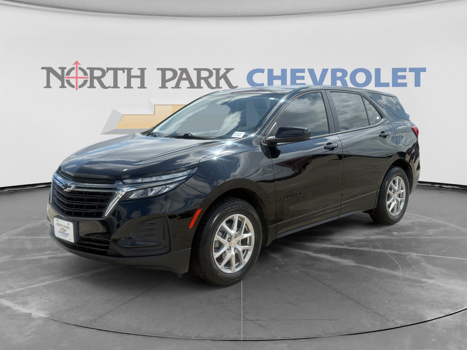 Used 2023 Chevrolet Equinox LS w/ LS Convenience Package